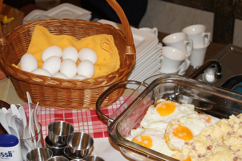 Hotel Dorfkrug Buesum Kültér fotó